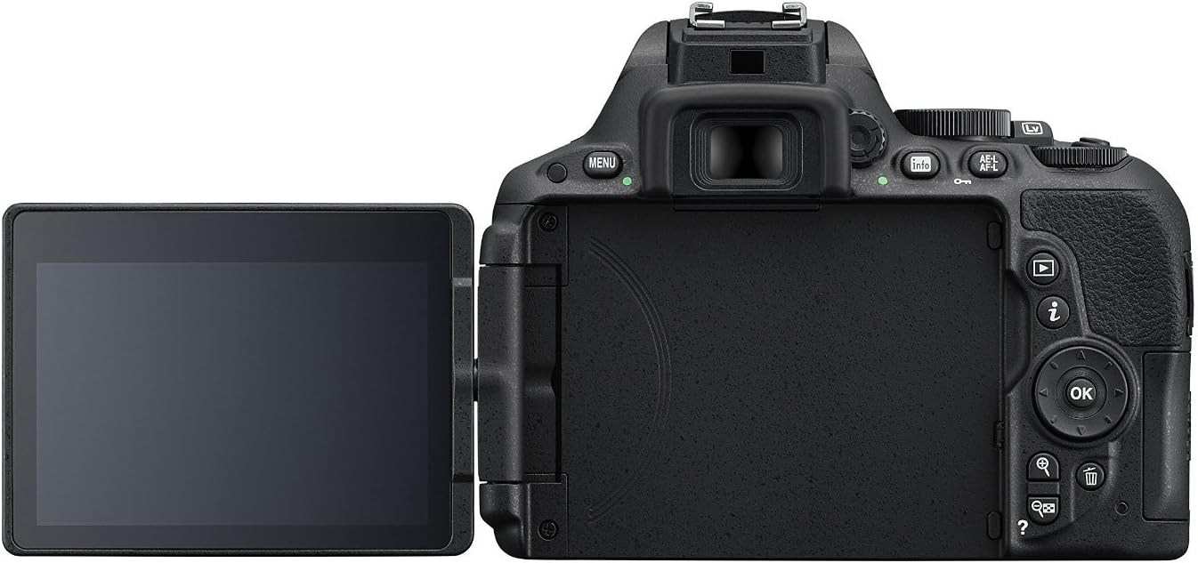 Nikon D5500 + Nikkor 18-105 VR Fotocamera Reflex Digitale, 24,2 Megapixel, LCD Touchscreen Regolabile, Wi-Fi Incorporato, Nero [Versione EU]