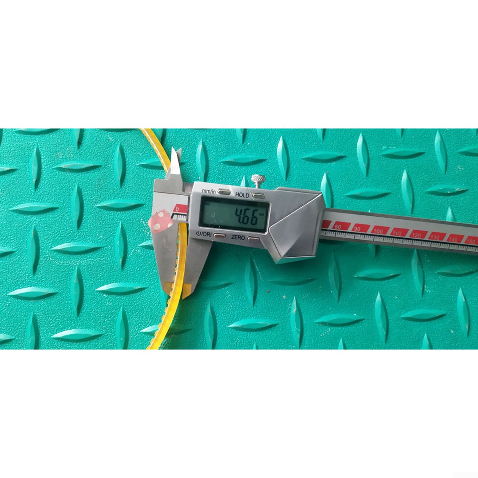 Cinghia di ricambio per sega a nastro, nastro trasportatore a nervatura a V, 340 mm, per seghe da 30,5 cm e 620 mm, per seghe per la lavorazione del legno da 12", materiale PU arancione (620 mm per 12