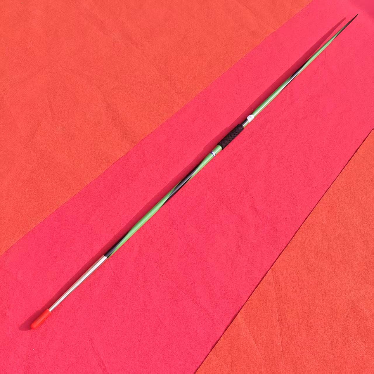 Generic Mountainsports Competition Javelin 600 Gram 50 Meter Rubber Tip - Girls High School Track and Field 600g Javelin throw, Green black spiral