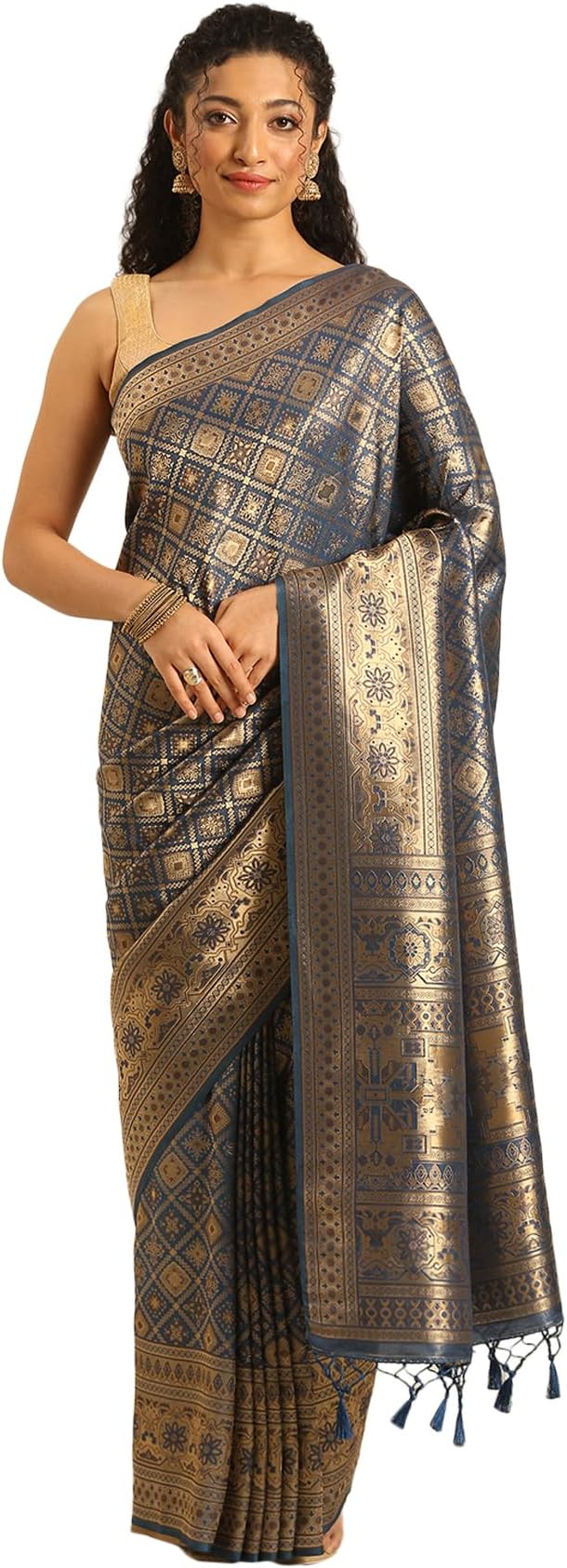 Banarasi Saree in Emerald Green Brocade Zari Border Intricate Tile Pattern Weaving Regal Woven Pallu Matching Geometric Floral Blouse