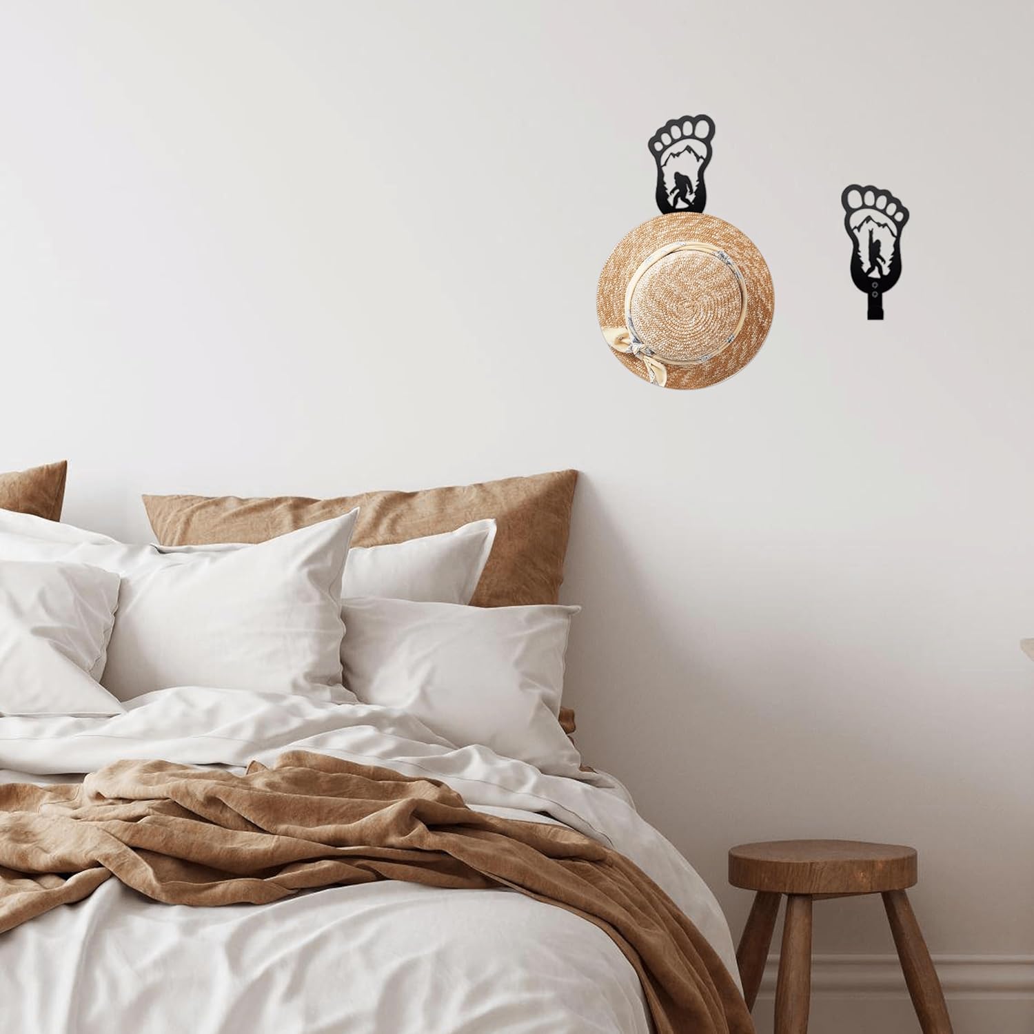 Ecqizer Bigfoot Yard Decor Strikingly Intricate Sasquatch Gang Garden Statue Bigfoot hooks for Garden Ideal Bigfoot Family Wall Pediment for Home Perfect Bigfoot Sasquatch Gifts - Image 5