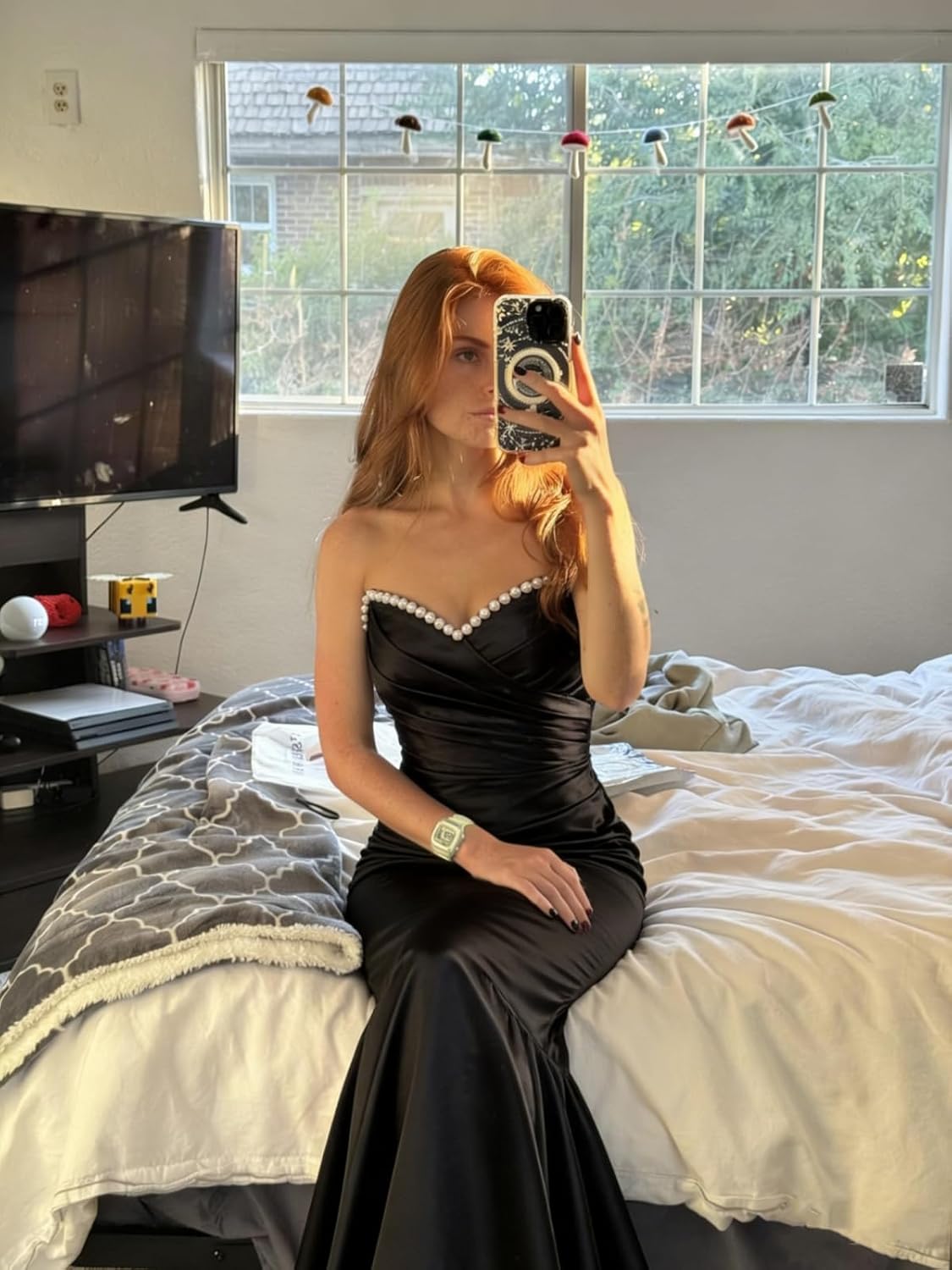 Pearl Satin Prom Dresses 2026 for Women Long Pleated Mermaid Strapless Formal Evening Gown with Train L05004 - Image 7