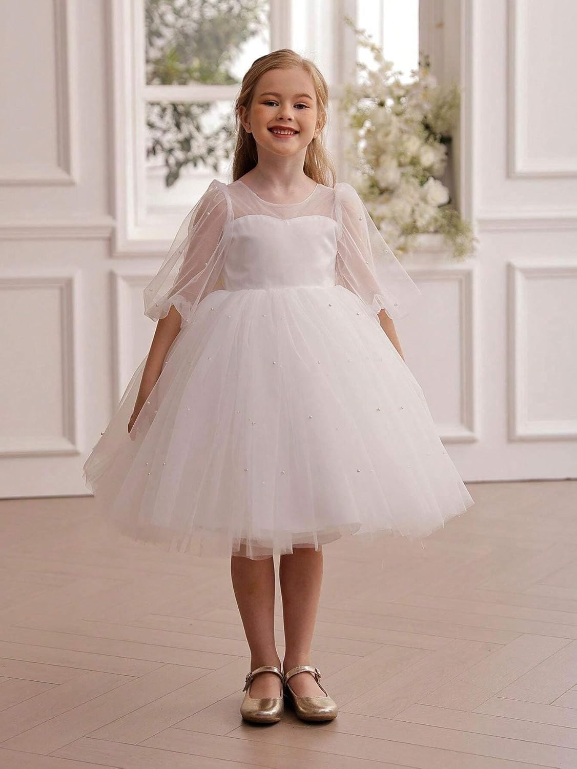 Tulle Flower Girls Dress with Pearls Bow Knot V-Back Contrast Mesh Puff Half Sleeves for Formal Wedding Party