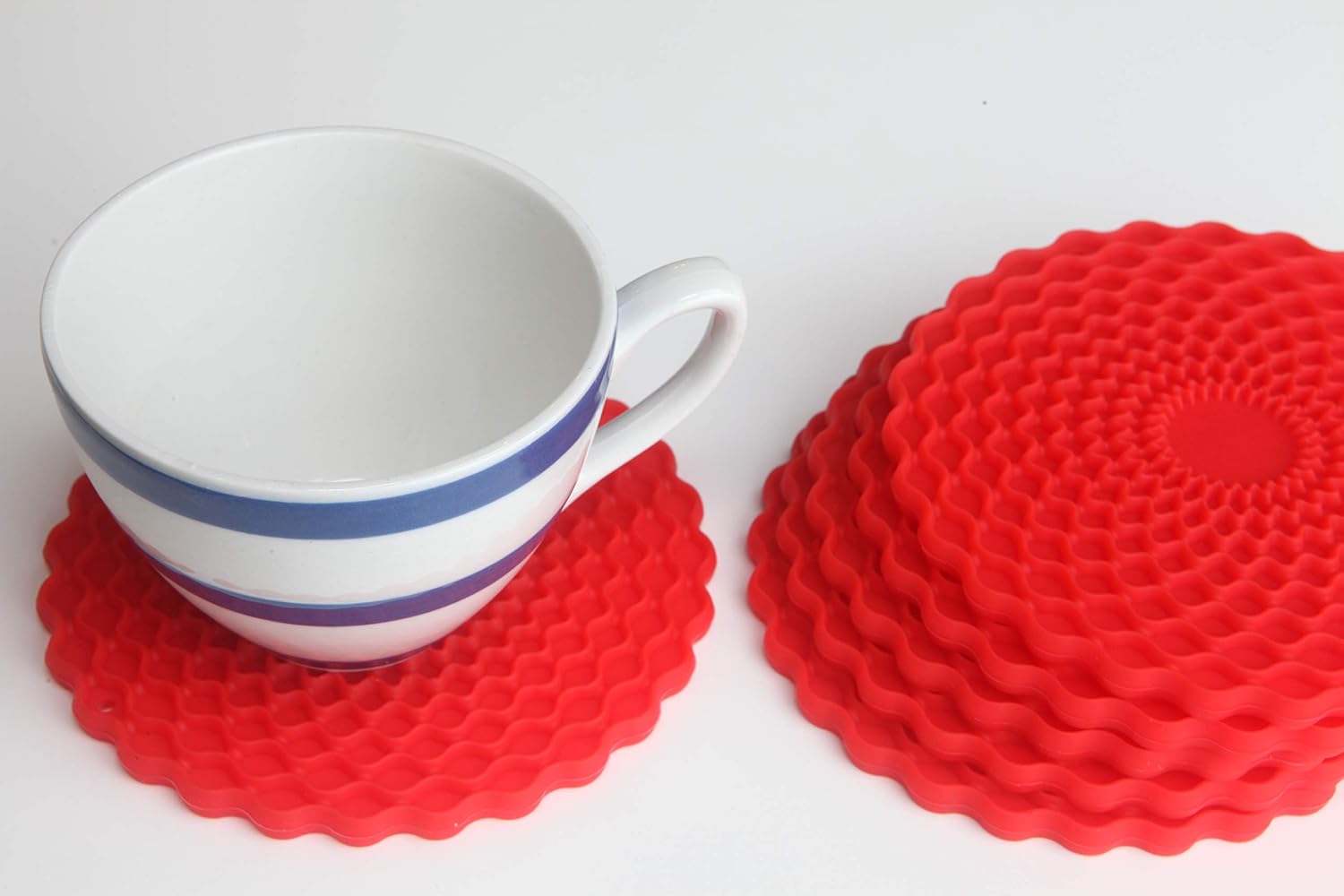 Red Drinks Coasters Set of 6 by Stone & Thyme, a UK Brand. Non Slip - Image 3