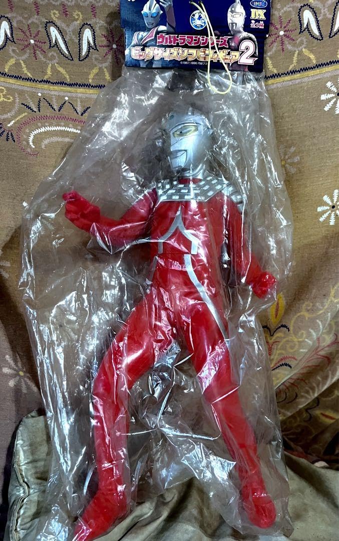最終値下げ！ウルトラセブン ビッグサイズソフビフィギュア