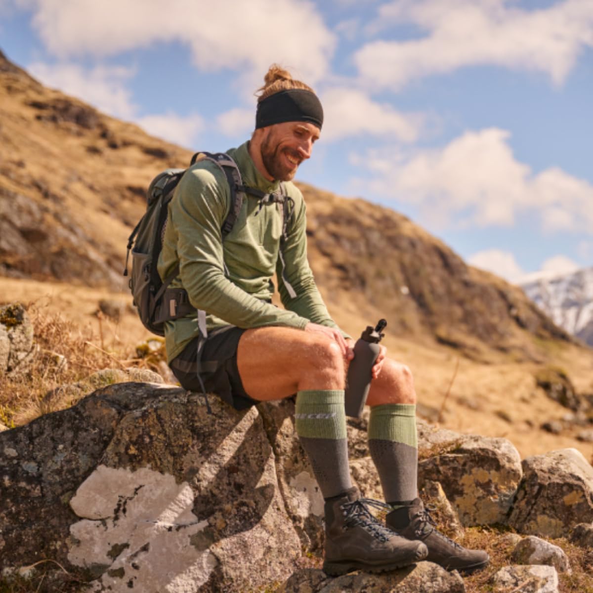CEP Merino Wandersocken Herren – atmungsaktive Wander Socken mit Polsterung – gepolsterte Socken für Trekking, Outdoor und lange Touren, hoher Komfort