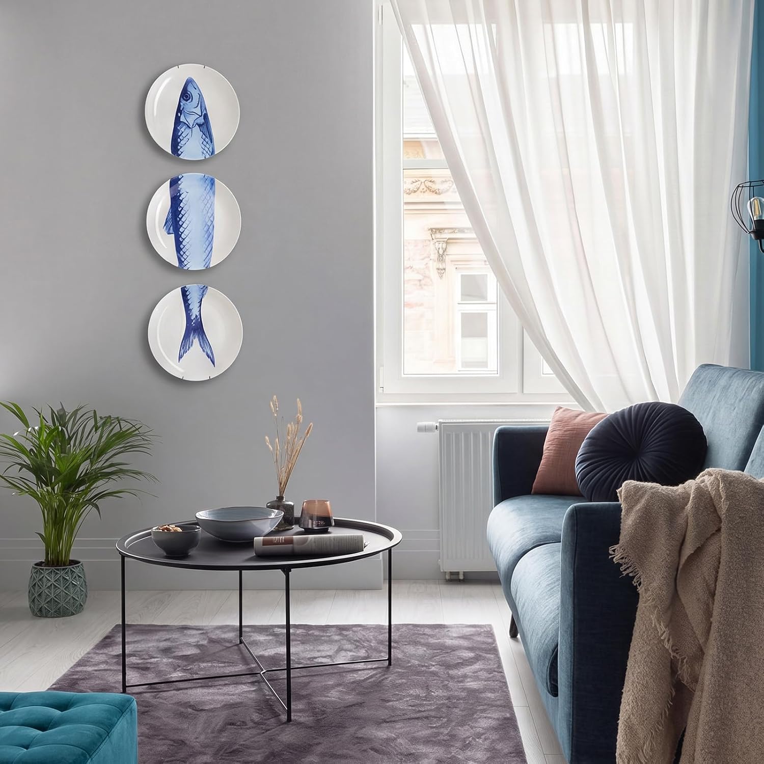 Hicarer 3 Pcs Coastal Wall Decor Blue White Chinoiserie Ceramic Fish Wall Art Holland Sculpture Plate 8 Inch Round Vintage Ocean Decorative Plate for Home Kitchen Dining Housewarming Gift