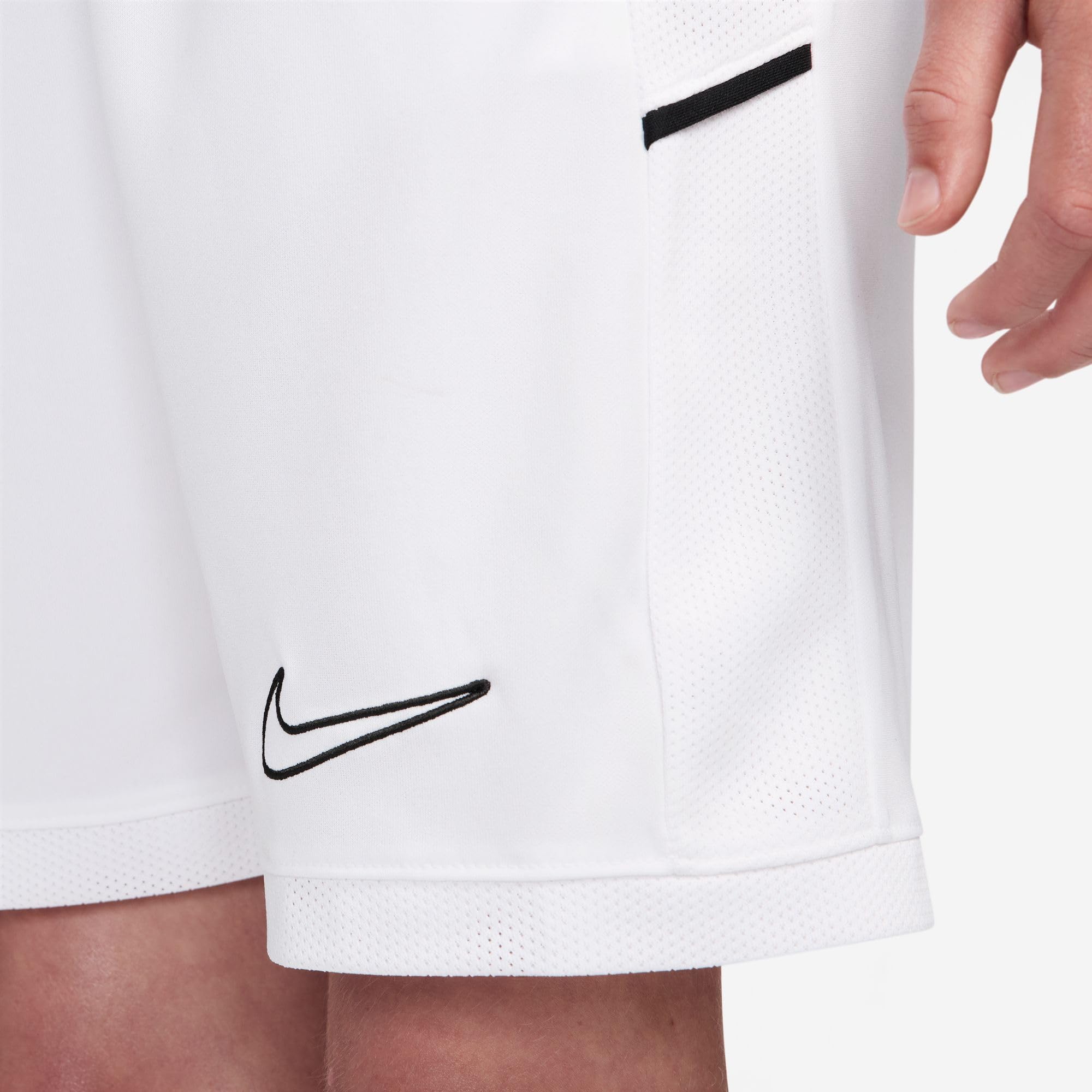 Nike Academy Dri-FIT Fußballshorts (ca. 18 cm) für ältere Kinder, IF2770
