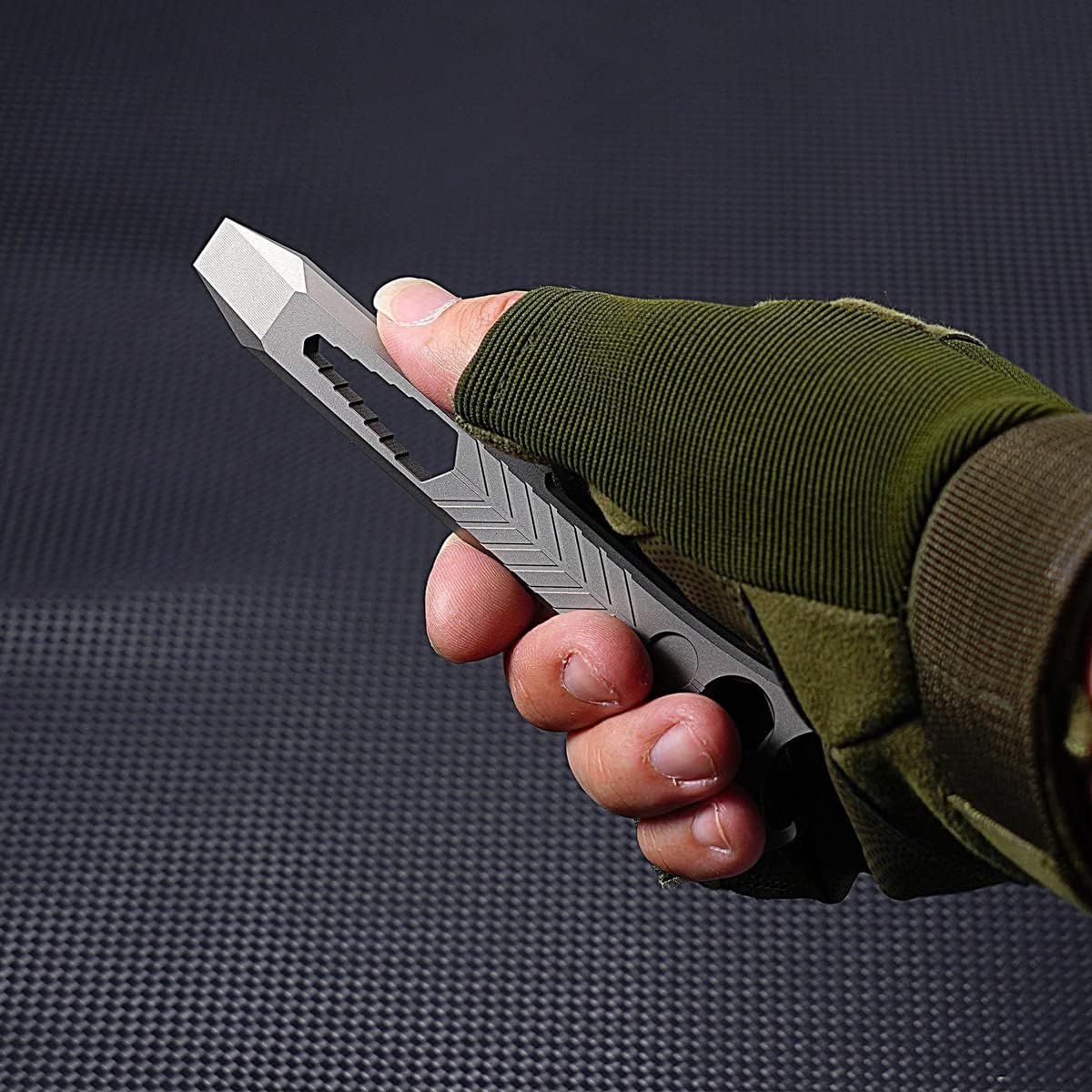 Titanium EDC Pry Bar, Multifunctional EDC Tool, keychain Bottle Opener, Mini Pry Bar Keychain Multitool Tool With Hex Wrench (stone wash)