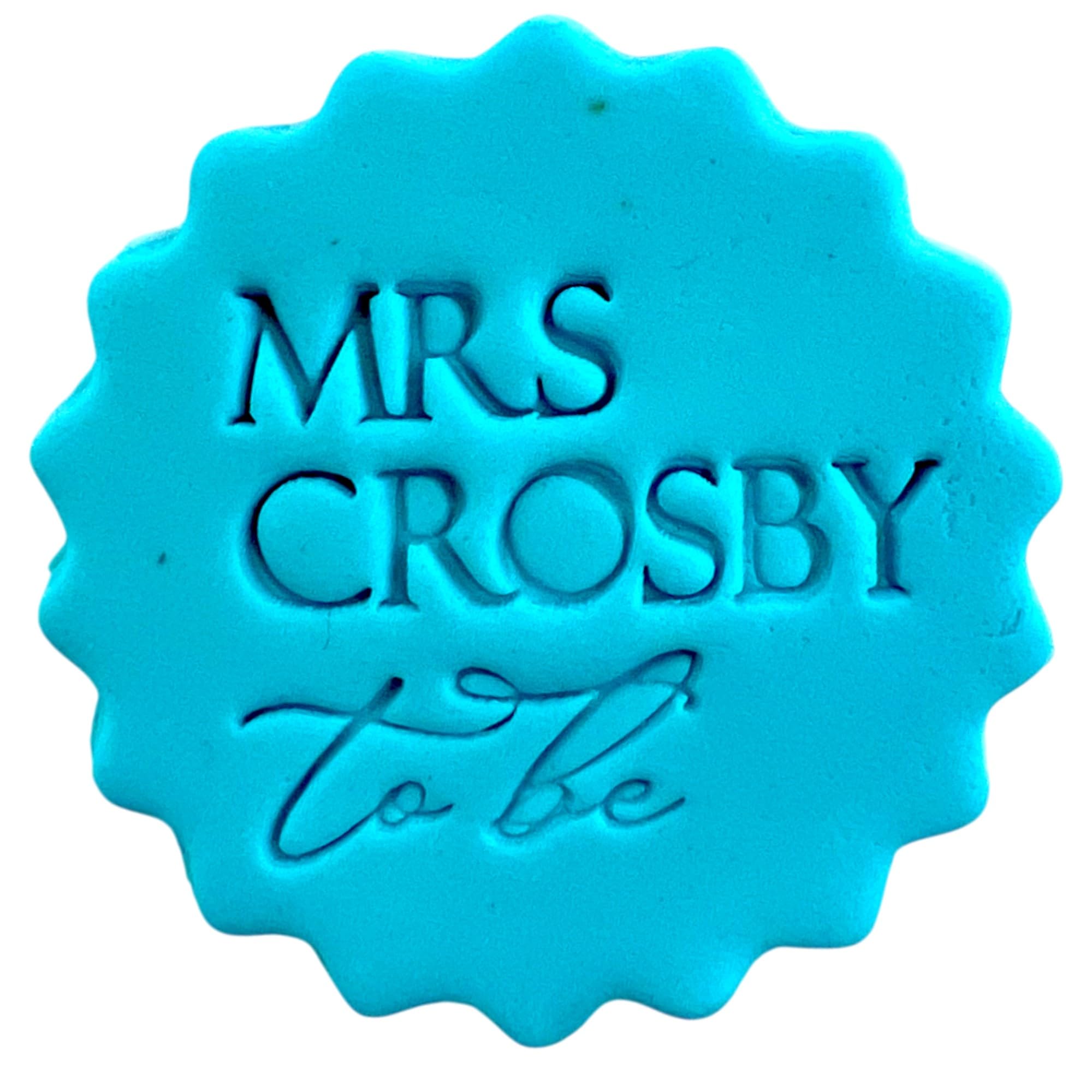 Personalised Cookie Stamp with Free Scallop Cutter, Mr and Mrs Wedding, 5cm Acrylic Biscuit Embosser, Food-Safe Plastic Baking Tool, Fits M&S All Butter Biscuits (Design 2)