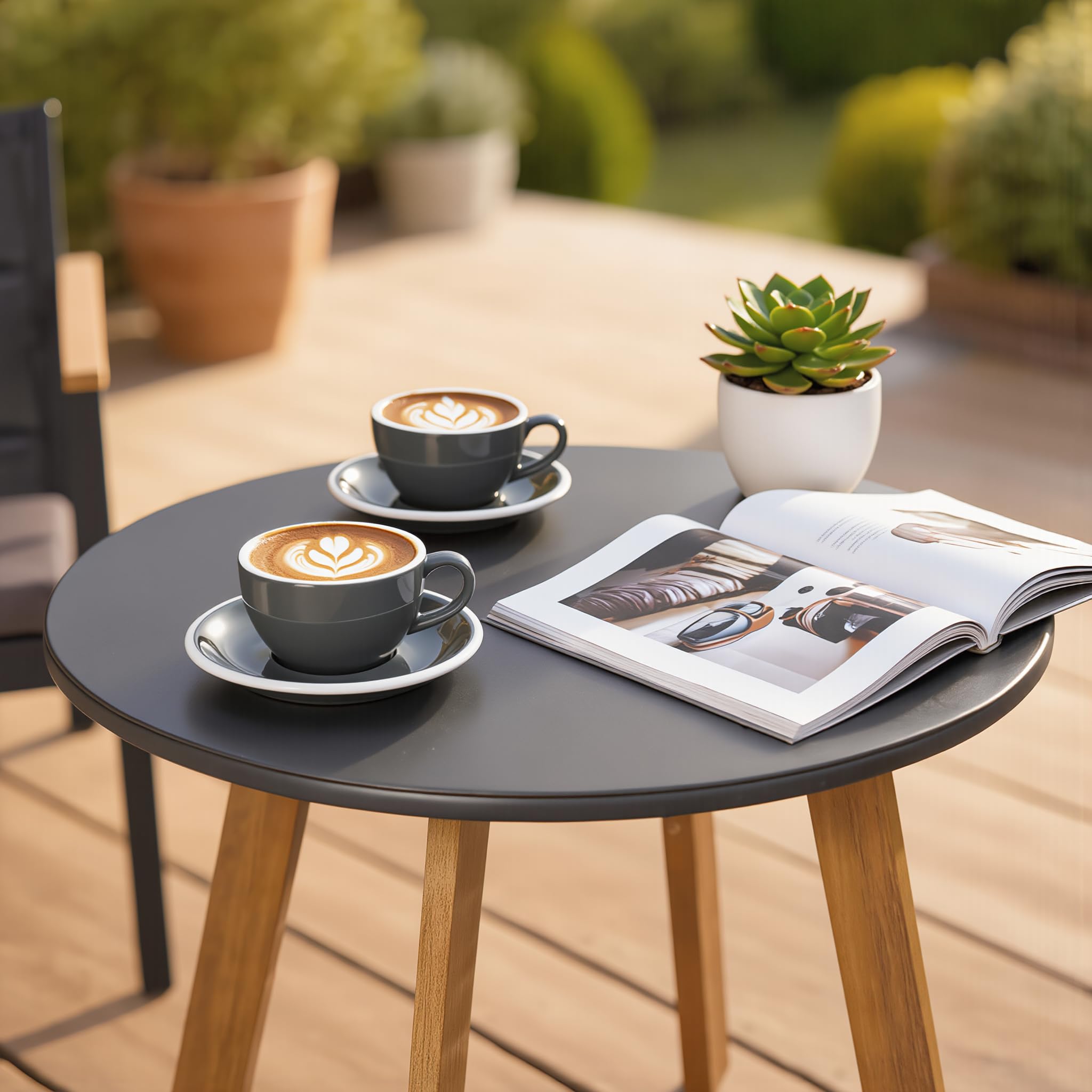 Salotto da Giardino 4 Pezzi KYOTO – Divano 2 Posti + 2 Poltrone + Tavolino Rotondo 60 cm con Cuscini Grigio Antracite – Struttura Alluminio Nero Braccioli Legno Effetto Teak – Arredo Giardino