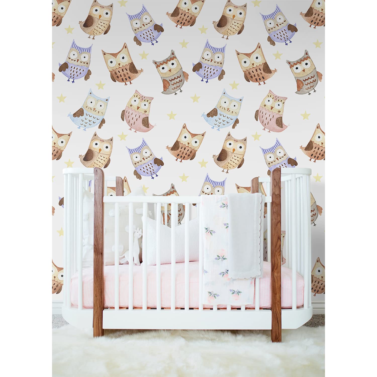 Papier peint facile à poser pour relooker un meuble ou un mur de chambre