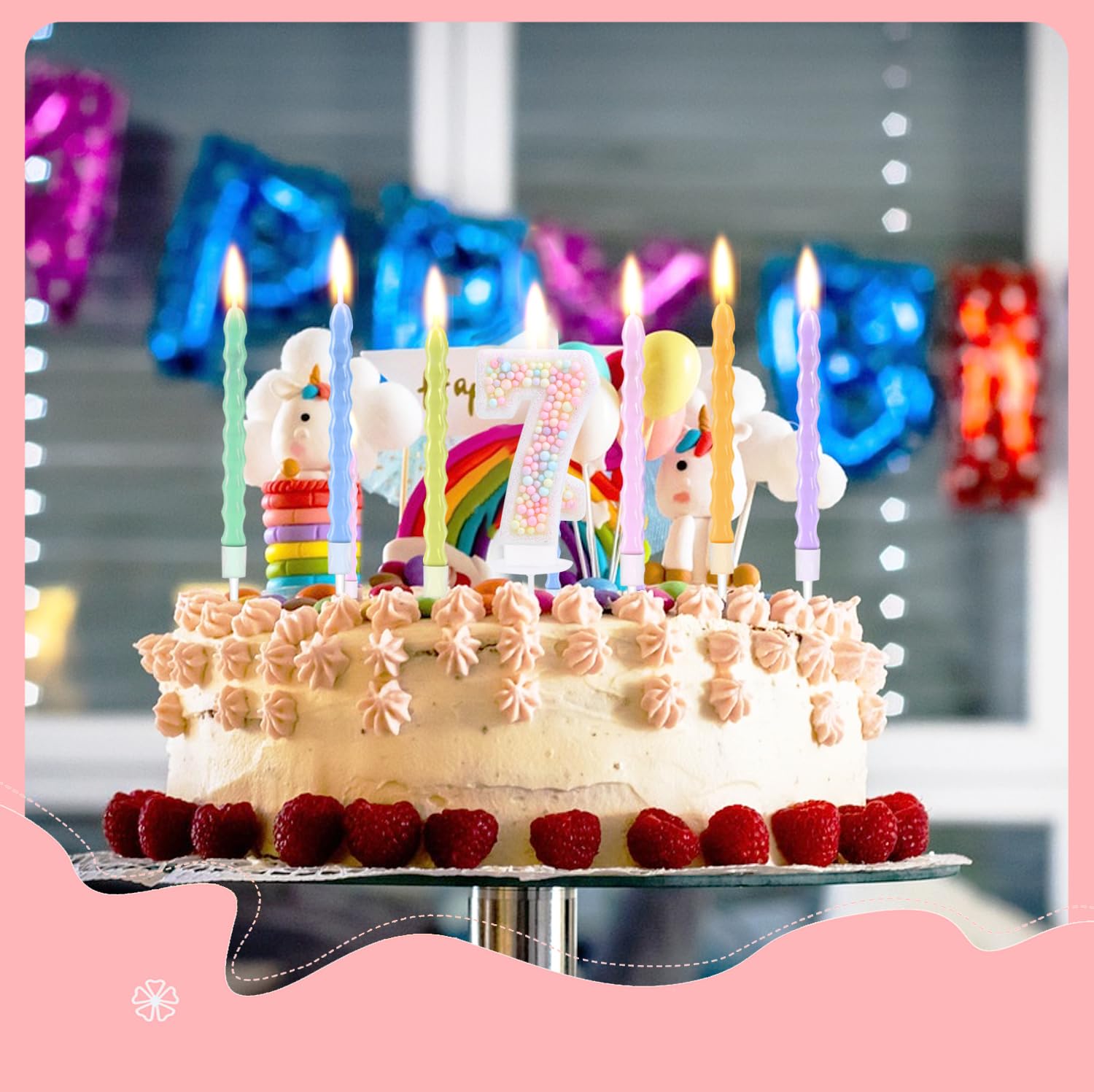Torta di compleanno con candela numero 7 Settimo compleanno illustrazione vettoriale | Vettore Premium