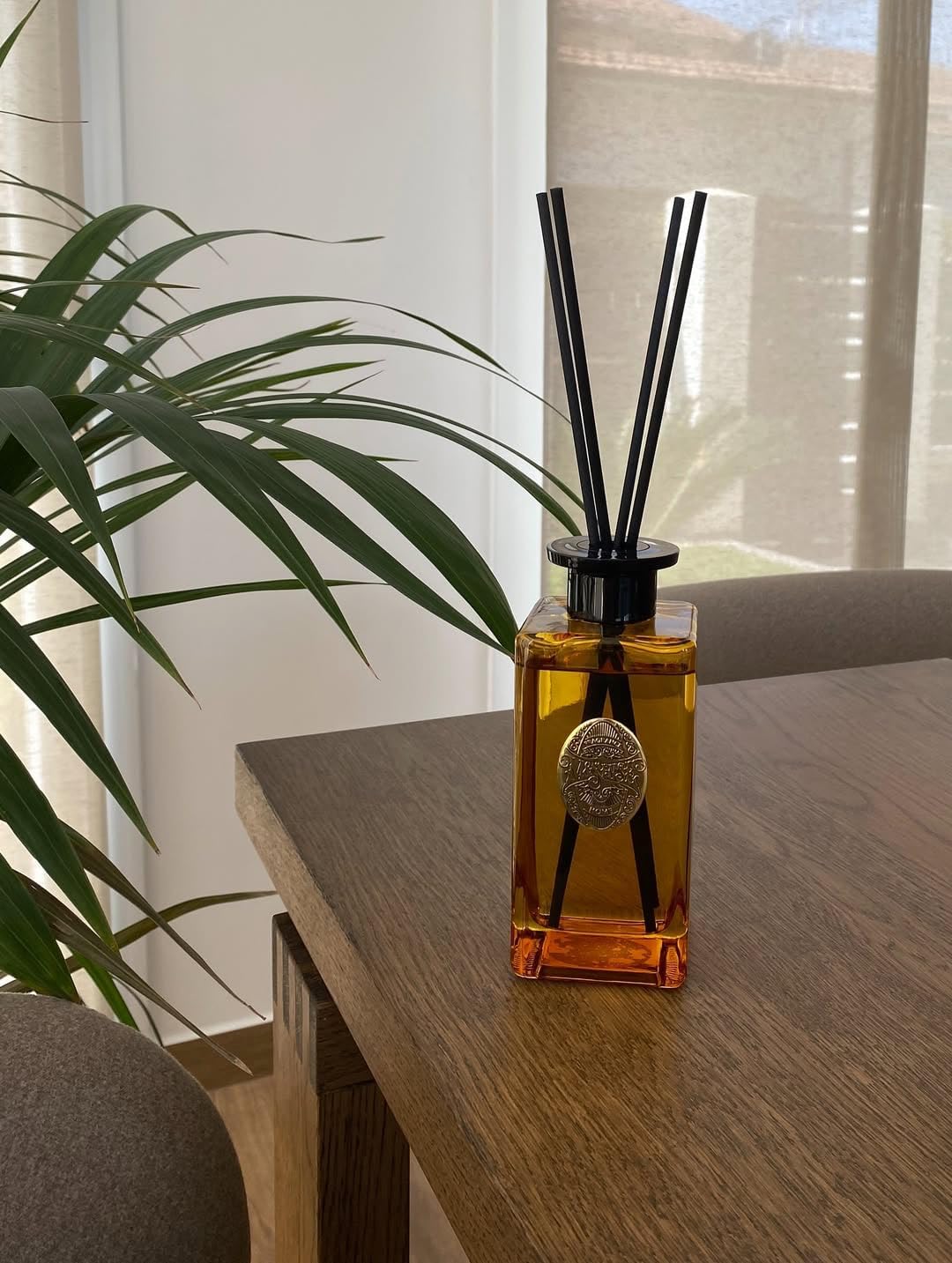 M&SENSE 10.14 oz Large Reed Diffuser Set | Neroli Noir Scent Oil Diffuser with Sticks |Hotel Collection Non-Toxic Essential Oil |for Bedroom Bathroom Living Room 300ml Neroli Noir image 4 of 9 B0DM9179D3