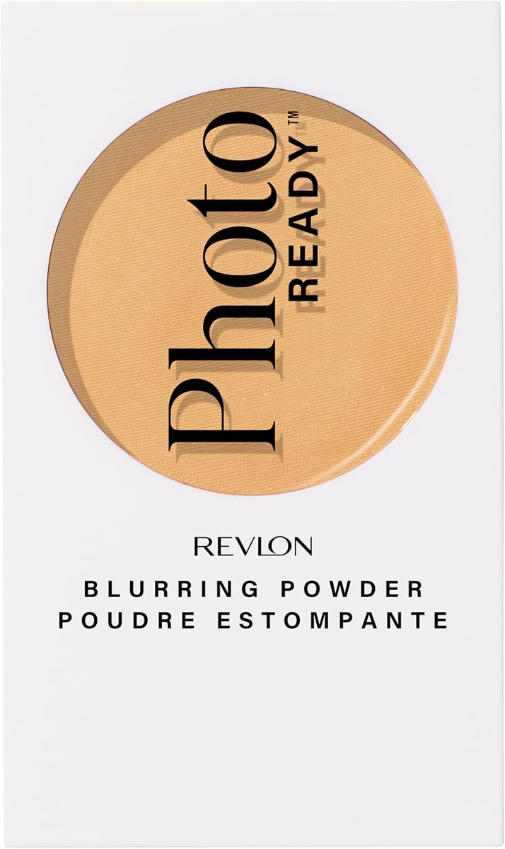 Polvo facial difuminado PhotoReady, 030 medio profundo | Los polvos faciales difuminados reducen los brillos y perfeccionan la piel. Viene con una pequeña brocha para polvos para usar en casa o mientras viaja.