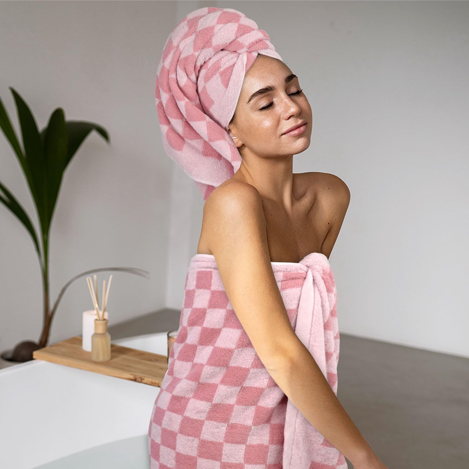 Jacquotha Lot de 2 Serviettes de Bain Douces en Coton à séchage Rapide pour Salle de Bain, Plage, Piscine (Carreaux Roses), Mignonnes et Amusantes pour Femmes, Filles, 69,9 x 140,7 cm