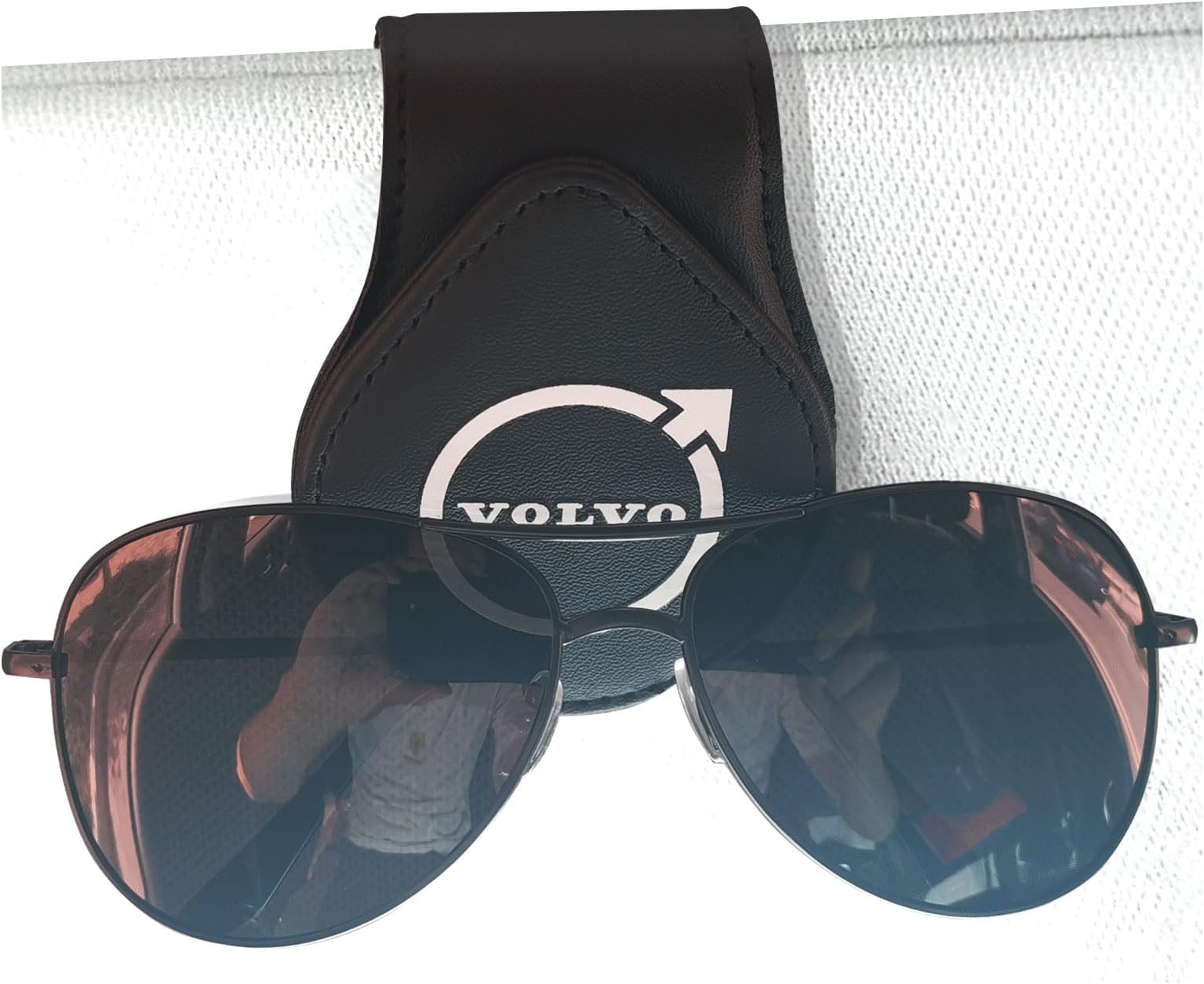 Sunglasses Holder for Volvo Car Visor Leather Eyeglasses Hanger Mount Sunglass Clip for XC40/60/90 V60/90 S60/90 Car Accessories