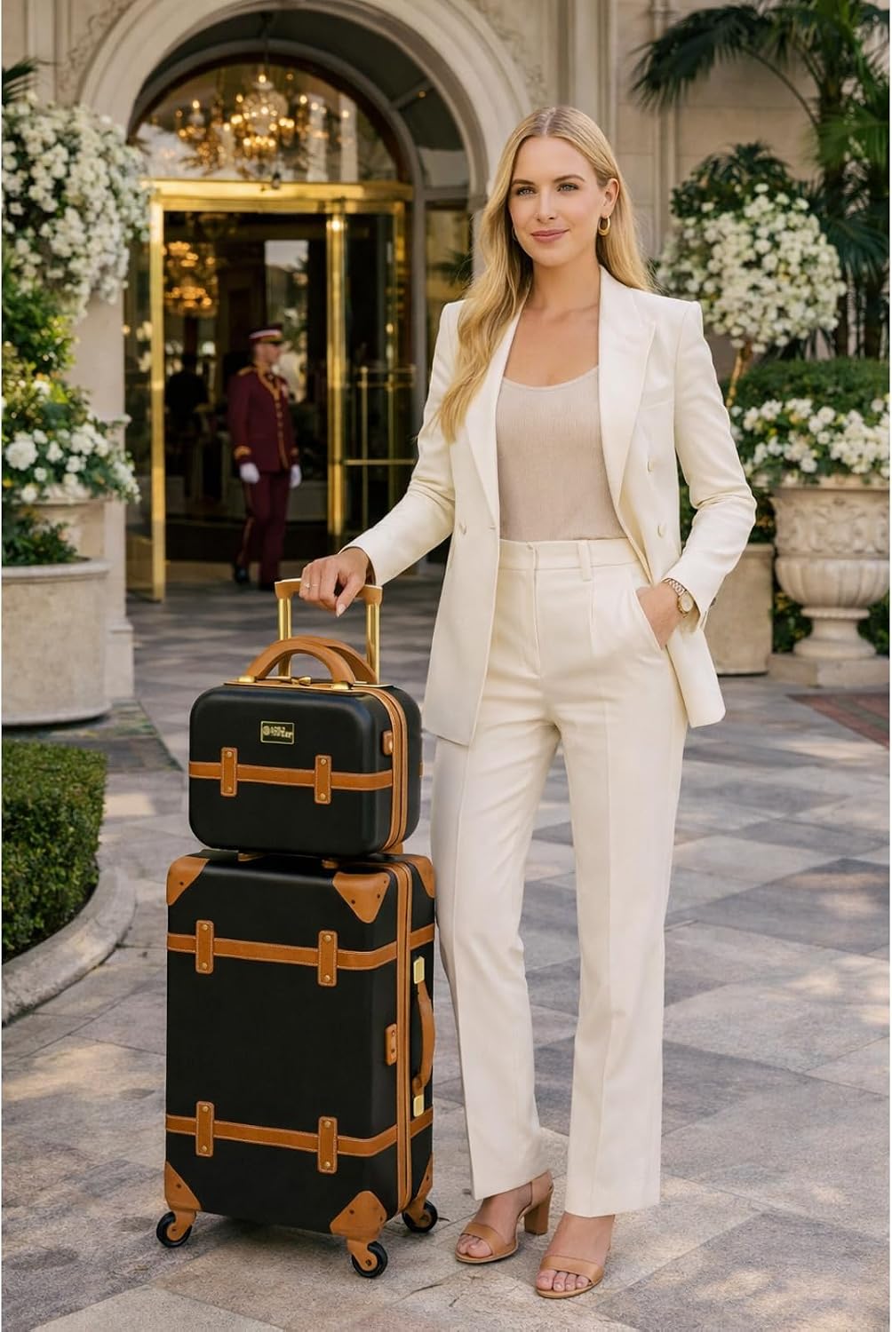 World Traveler Gatsby Vintage Style 2-Piece Hardside Carry-On Retro Train Case Spinner Luggage Set - Black