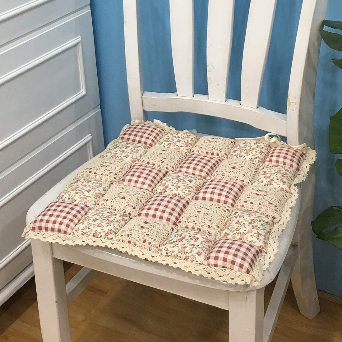 vctops Patchwork Chair Pad with Ties No Slip Lace Trim Chair Cushion Farmhouse Floral Print Kitchen Dining Seat Cushion (305 Red, 16"x16")