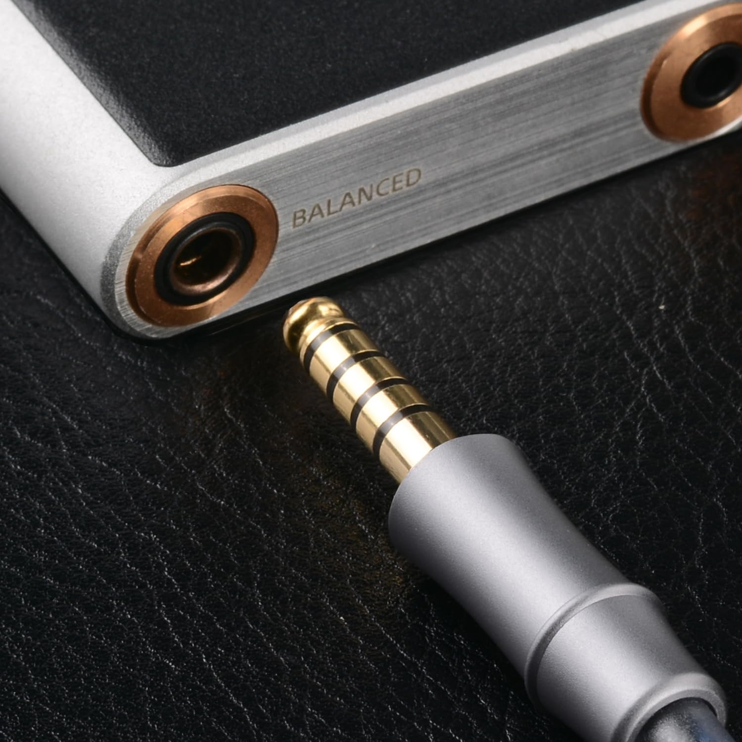 Cable de auriculares mejorado, cable de monitor intraural, cables IEM chapados en plata de 16 núcleos para KZ ZS10 ZSR ZST TRN V90 BL03, etc., funciona en audiófilo músico (0.78mm-2pin 1.5 m
