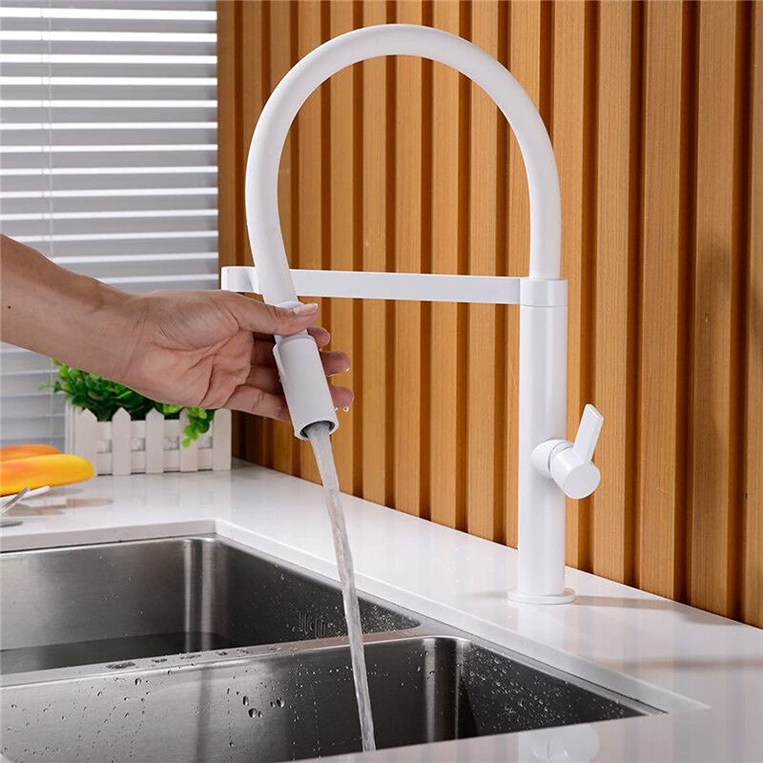 BHFPFZA Brass Pull Down Kitchen Faucet Single Handle Mixer Tap with Hot & Cold Water Rotating Spout for Sink & Slish Kitchen Upgrade