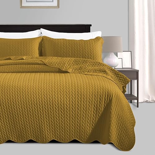 Vista 70 de IR Imperial Rooms Juego de ropa de cama Twin Quilt (68" x 86") – Paquete a granel de 10 al por mayor para hoteles, dormitorios de invitados y Beige