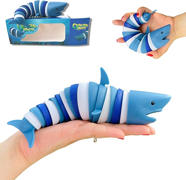 FUFUFA Shark Fidget Toy - Sensory Shark 3D, Flexible Decompression Shark for Relaxing, Friendly Articulated Shark Fidget Toy, Hand Sensory Toy for Adults, 7.5 Inch