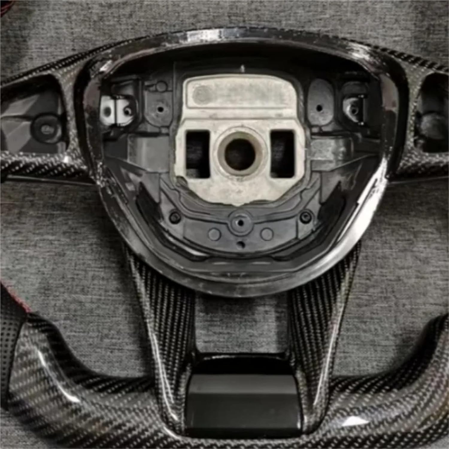 Customize Carbon Fiber Steering Wheel For Benz Mercedes AMG C63 E63 W176 W205 W213 W222 S63 A45 CLS63 GLA250 Car Accessories