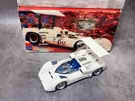 1/18　エグゾト　シャパラル　２E ＃65用シャーシ 1/18 エグゾト シャパラル 2E ＃65用シャーシ Amazon | EXOTO 1