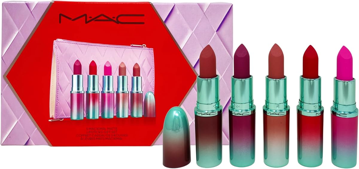 Set de regalo de 6 piezas Less Is Bore exclusivo para vacaciones de M·A·C Cosmetics: 5 barras de labios M·A·Cximal Silky Matte de tamaño completo + bolsa de maquillaje morada