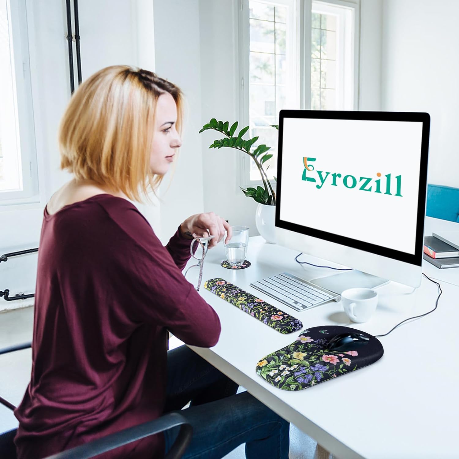 EYROZILL 3 in 1 Ergonomic Mousepad with Wrist Rest, Gaming Keyboard Mouse Pad with Wrist Support Non-Slip Base Massage Design, Pain Relief (Butterfly) - Image 6