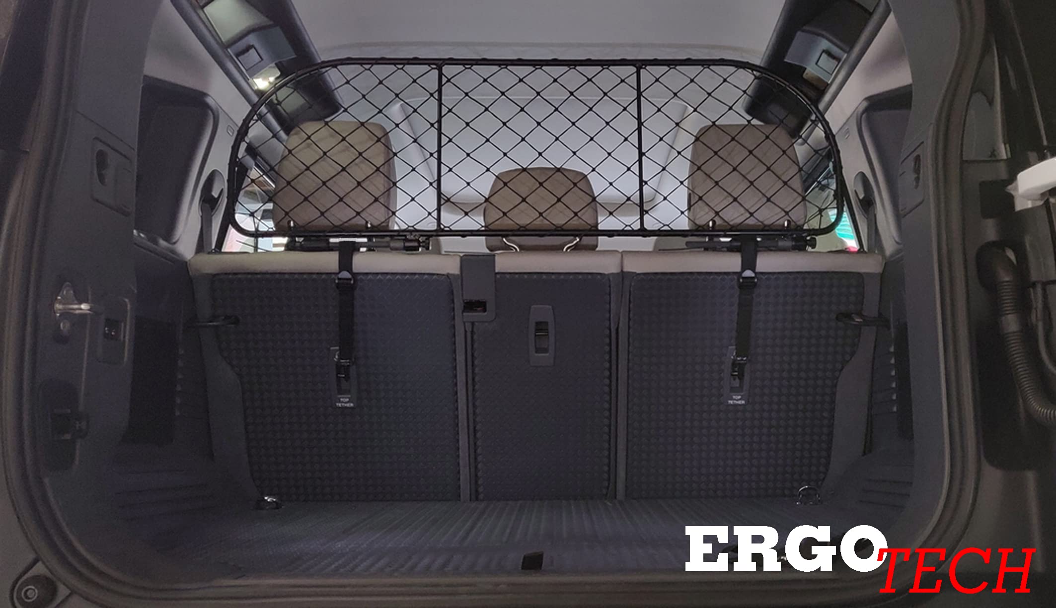 ERGOTECH Divisorio Griglia Rete Divisoria Compatibile con Land Rover Defender 110, RDA65c-XL, per Trasporto Cani Bagagli.