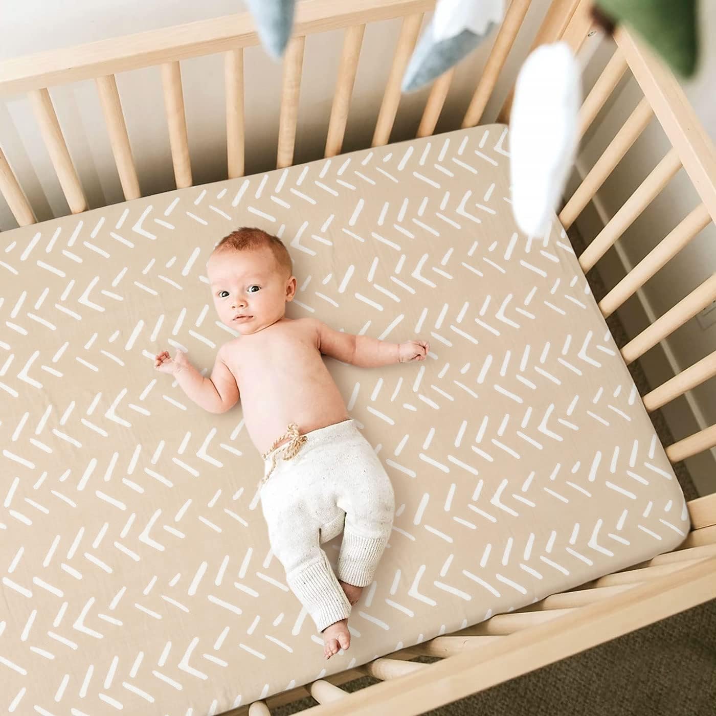 GRSSDER Juego de 2 sábanas de muselina suave para cuna, 100% algodón, para niños y niñas, se adapta a colchones estándar de cuna de 52 x 28 pulgadas, seguras y cómodas, arcoíris/rayas