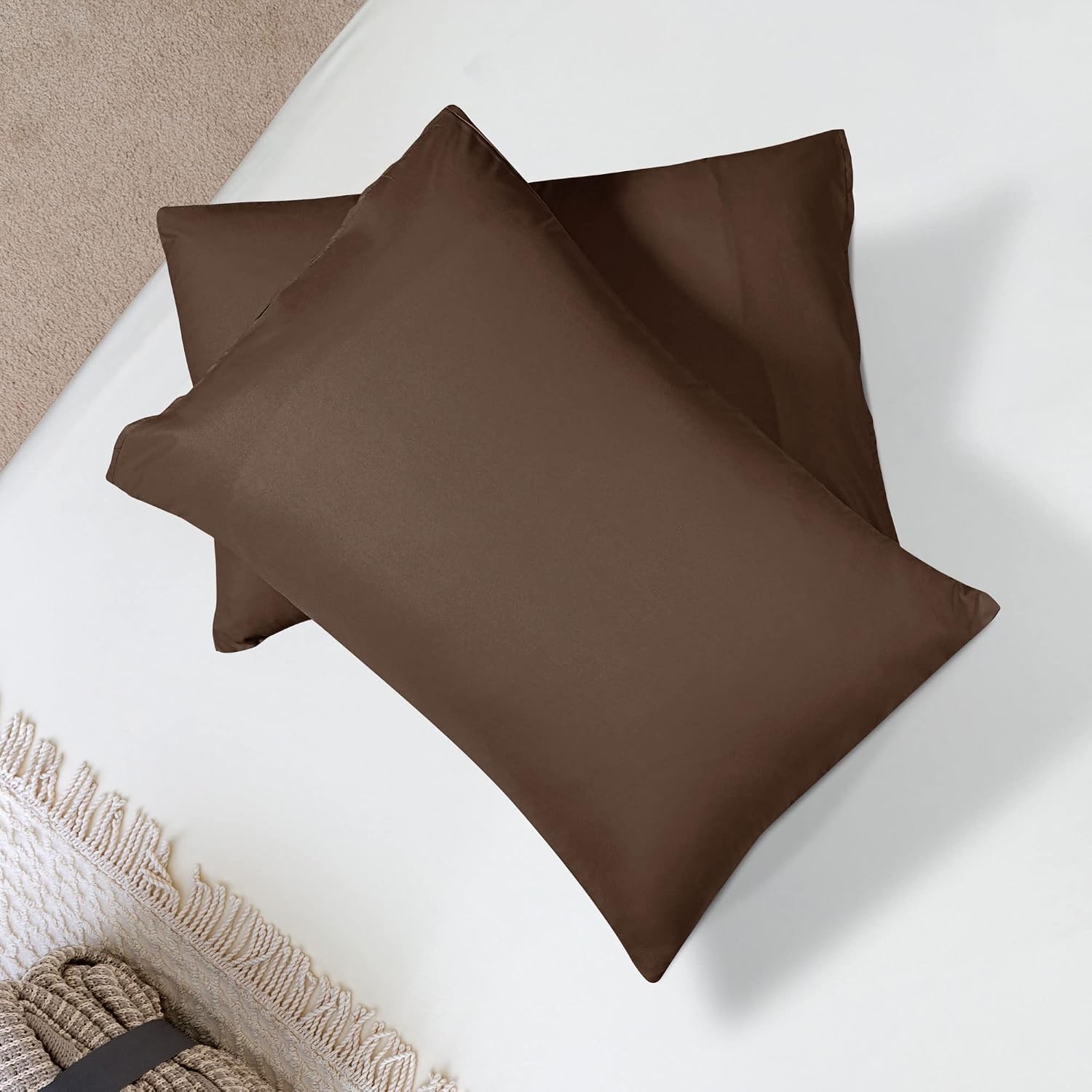 uxcell 2 Packs Pillow Cases Brushed Microfiber Pillowcases Weave for 90 GSM Ployester - Envelope Closure - Wrinkle, Fade, Pillowcases Covers Standard(20"x26") Brown