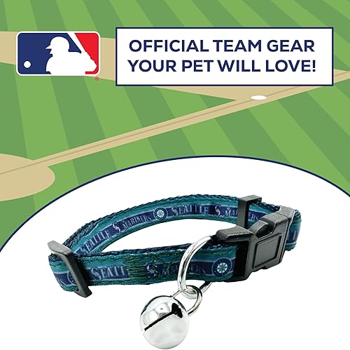 Miniatura 56 de MLB CAT Collar de satén de Los Angeles Angels, collar de equipo de béisbol para perros y gatos. Un collar de gato brillante y colorido con colgante