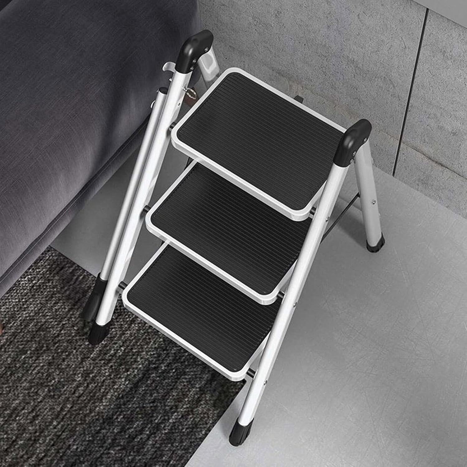 2 Step Ladder, Folding Ladder with Anti-Slip Wide Pedal, Lightweight Portable Metal Stepladder for Household or Outdoor Work, Space Saving, 300 lbs Weight Rating