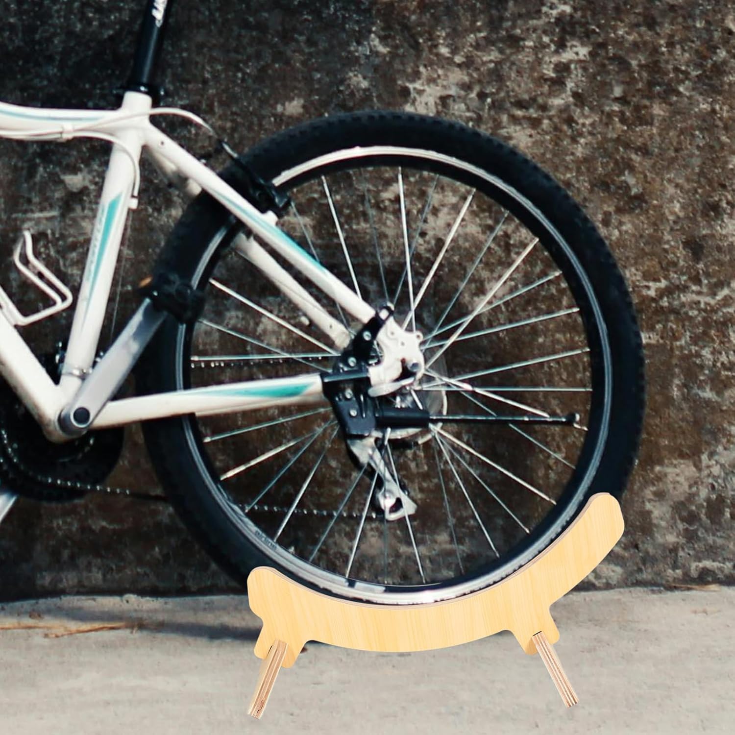 Portable Wood Bike Parking Holder Lightweight Cycle Rear Bracket for Easy Maintenance and Stylish Display for Road and Mountain Bikes Tool Assembly