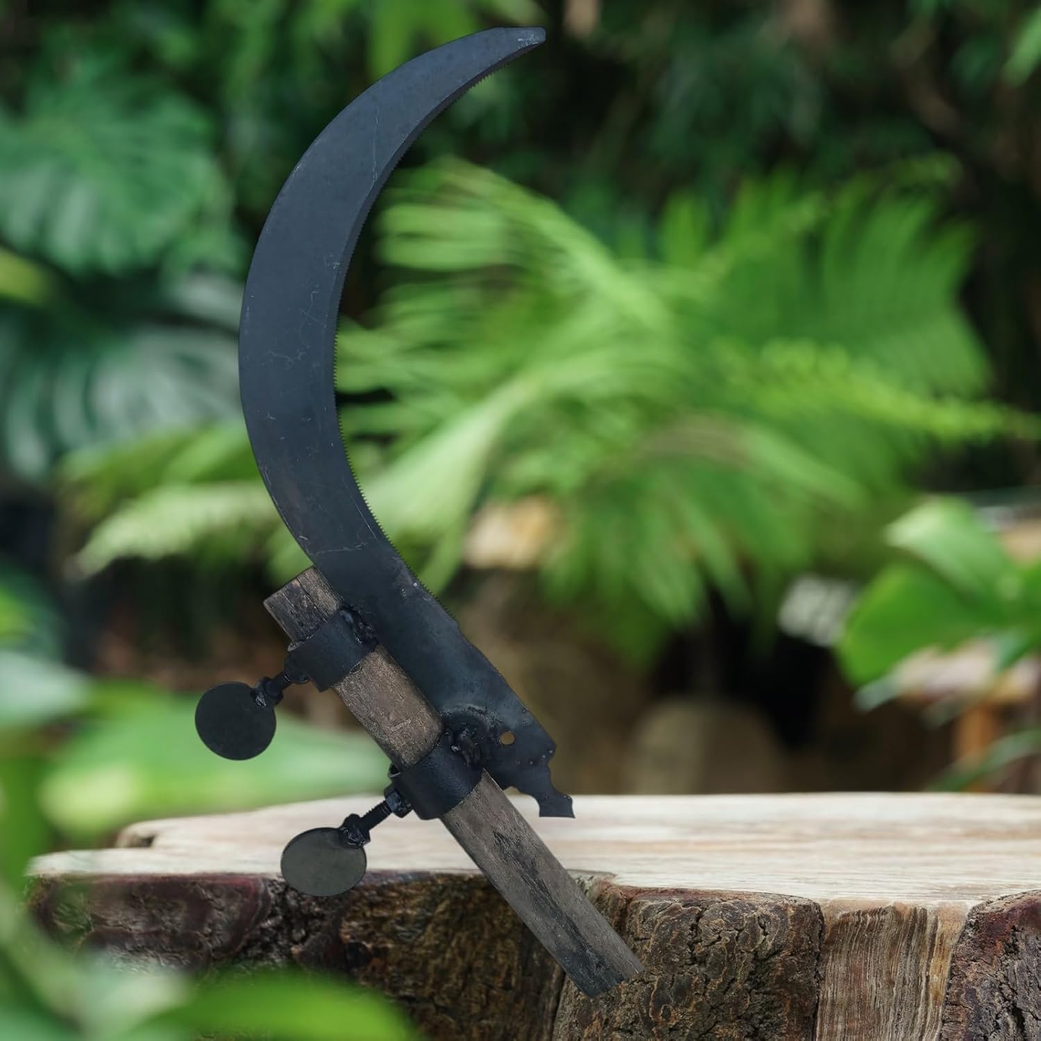 Thai Jashe Hand Sickle Cutter - Sharp Curved Blade for Grass, Weeds, Harvesting, Gardening, and Farming | Durable Manual Garden Tool for Lawn and Crop Cutting (A6) - Image 2 thumbnail