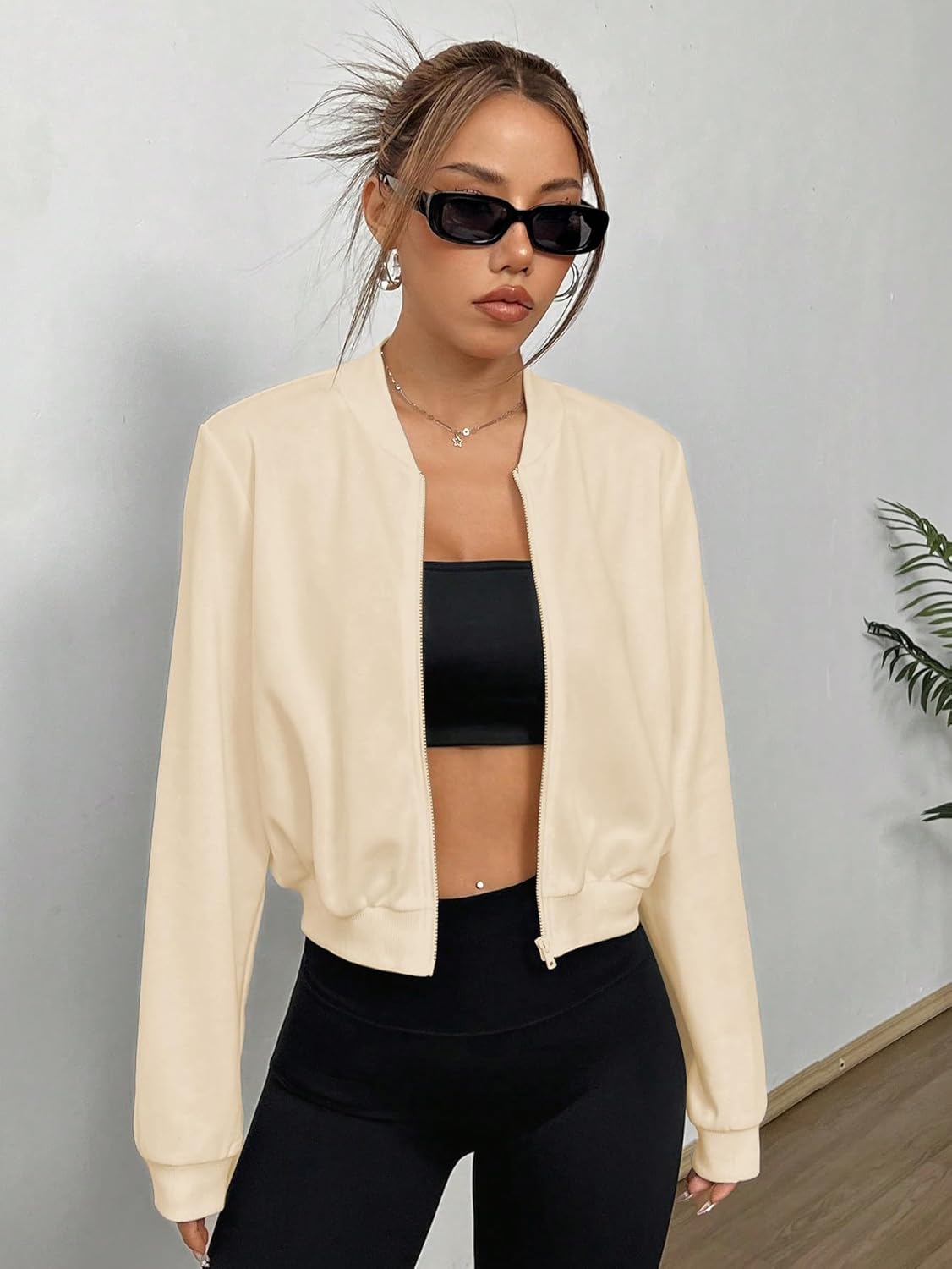 SweatyRocks Women's Lightweight Jackets Casual Basic Zip Up Cropped Bomber Jacket - Image 4