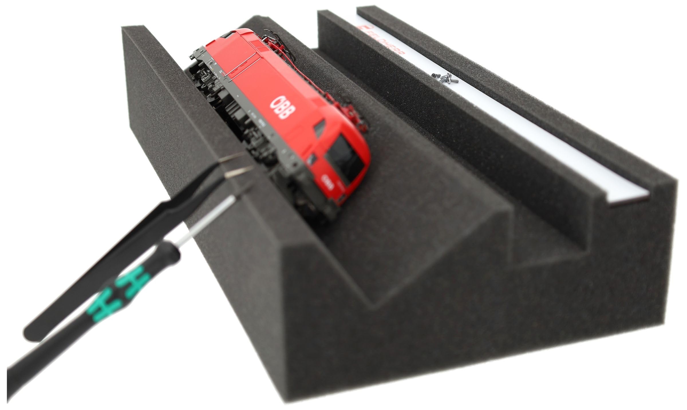 Feldherr Premium Lokliege für Modellbahnen - Magnetstreifen, Wartungsschacht, PU-Schaum, 360x175x70 mm - Ideal für Spur H0