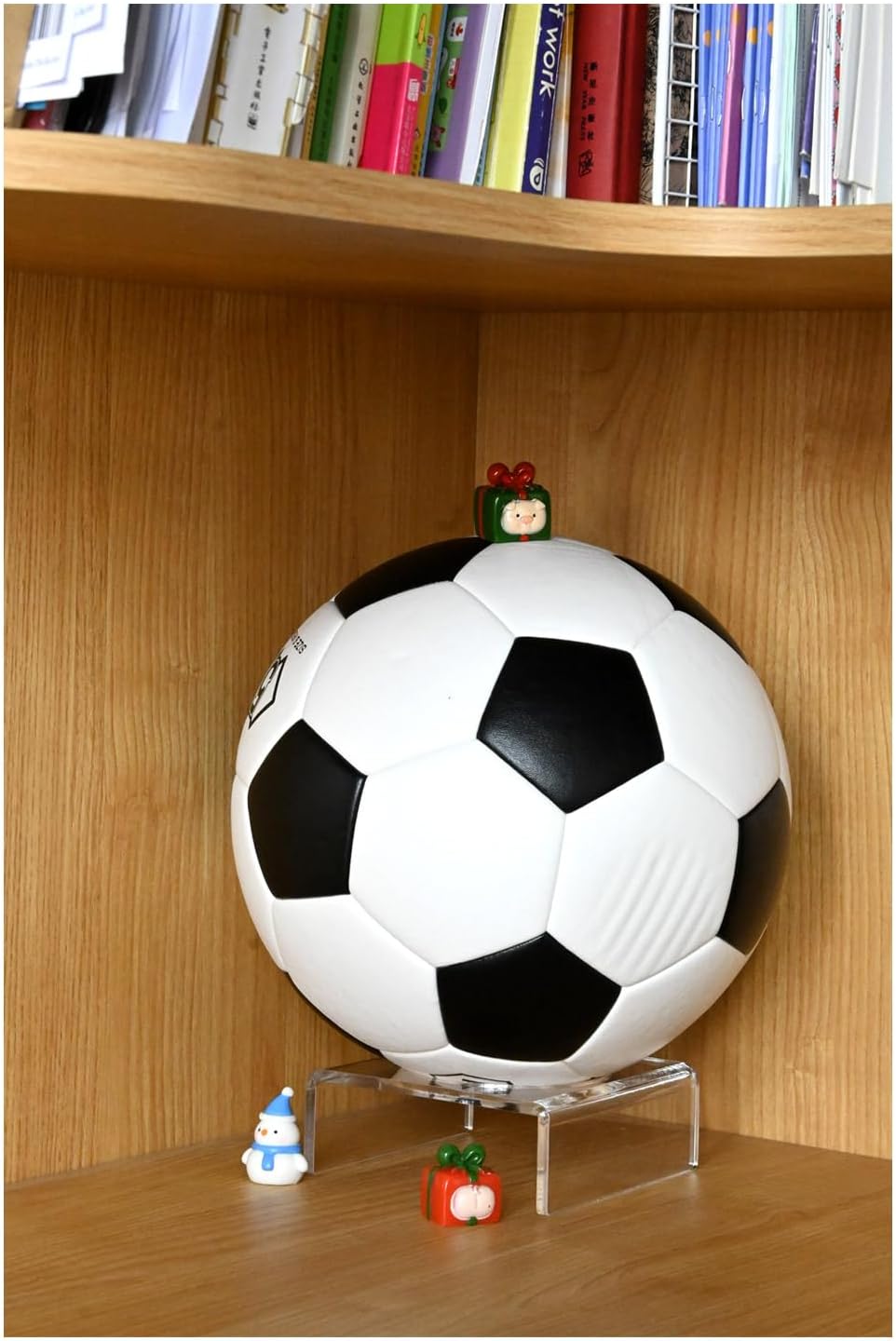 Clear Acrylic Football Stand, 5mm Thickened Display Holder for Basketball, Volleyball, Soccer Ball and Other Sports Memorabilia Home Decoration