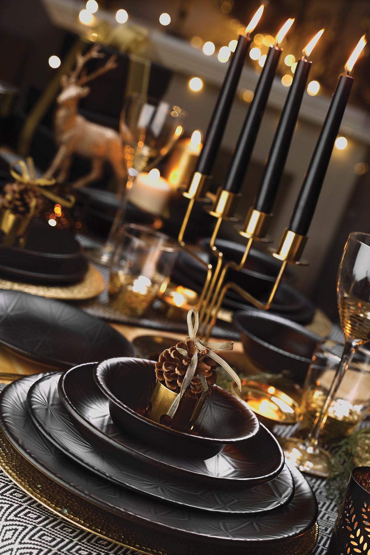 Mitterteich 6-Piece Round Porcelain Dinnerware Set - Black, 24 Pieces