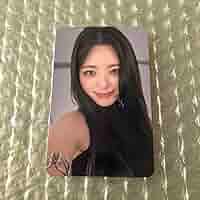 Amazon.co.jp: ITZY ユナ トレカ ラキドロ SoundWave ① : おもちゃ