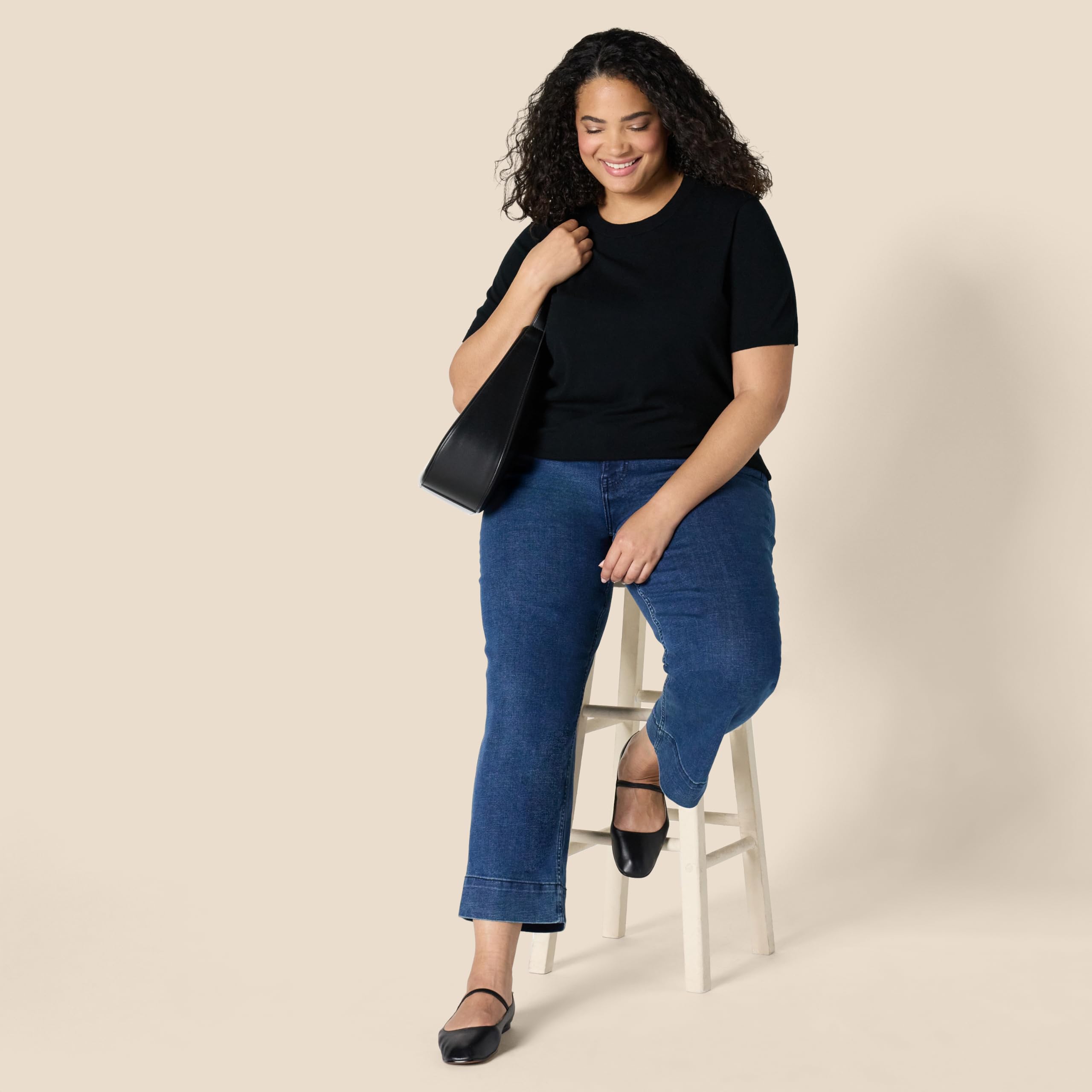 Amazon Essentials Pull à Manches Courtes, Coupe Classique Femme