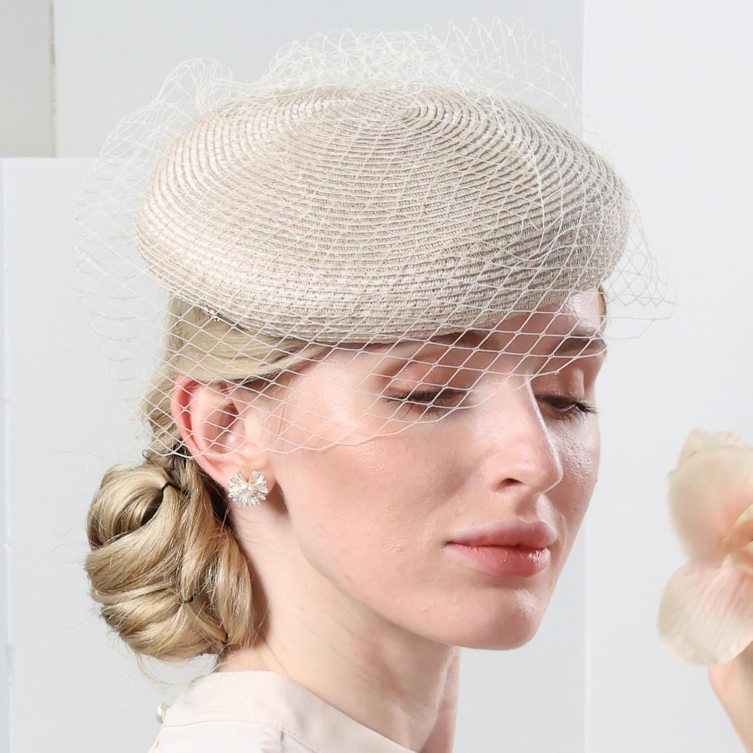 Women's Elegant Bridal Straw Fascinator Hat with Veil | Wedding Church Hat & Formal Tea Party Headpiece - Image 2