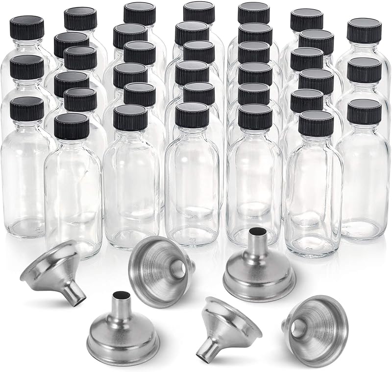 Paquete de 36 botellas pequeñas de vidrio transparente de 2 oz con tapa y 6 embudos de acero inoxidable - Botellas de muestra Boston de 60 ml - Mini botellas esenciales de viaje o decorativas para pociones, jugos, bienestar, tragos de jengibre, whisky