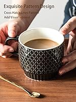 Vista 5 de Juego de 4 Tazas de Café Gomakren, Juego de Tazas de Café Apilables de 13 Onzas con Soporte, Taza de Café de Navidad de Gres con Cuchara para Café