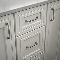 Vista 2 de Franklin Brass (Paquete de 1) – Manijas para gabinete plateadas estilo reliquia, centro de orificio de 4 pulgadas, tiradores para cajones, puerta