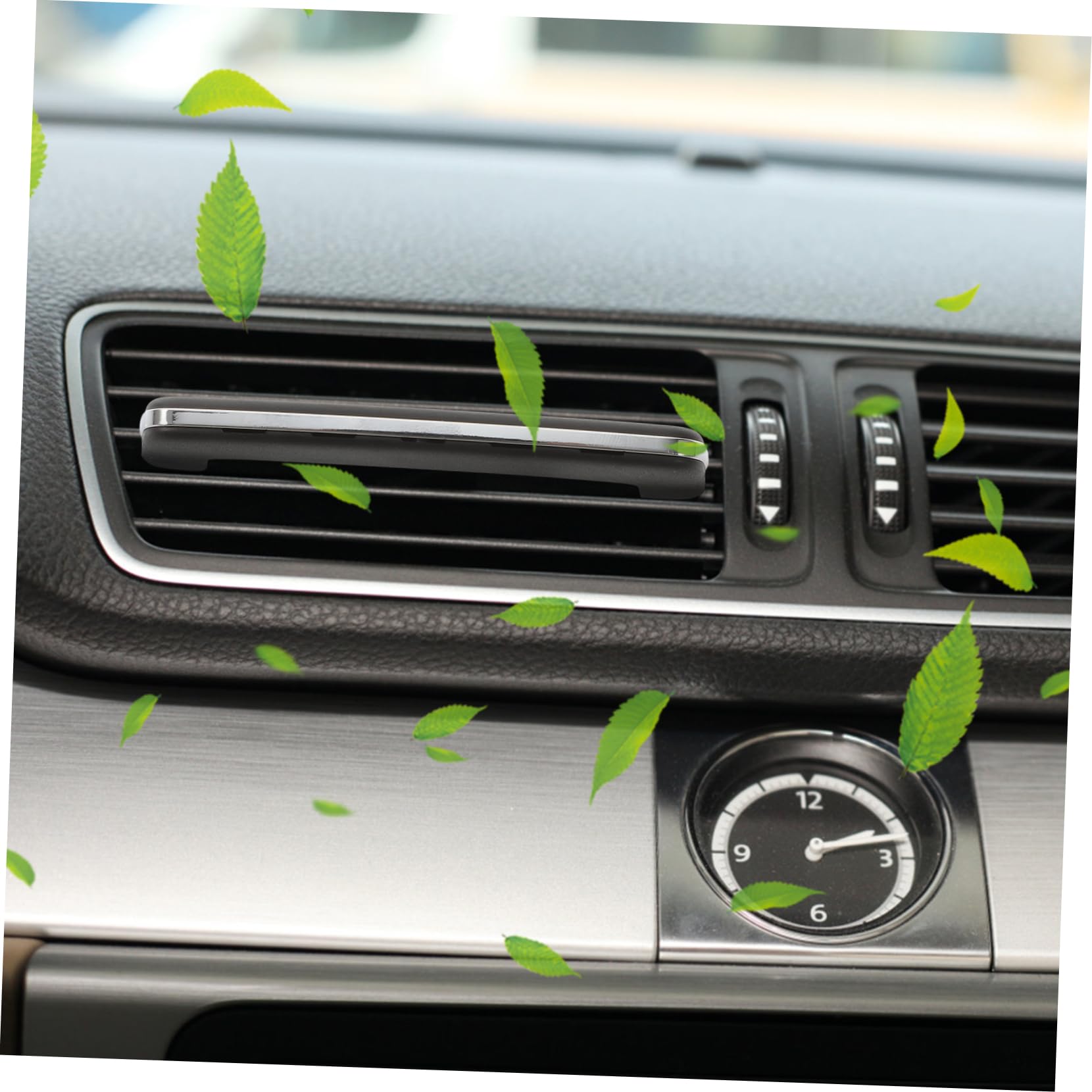 PLAFOPE Diffusore di Fragranze per Auto in Ceramica Calamita Integrata, Design Unico in Lega di Alluminio Argento, Facile da Installare per Interni Auto