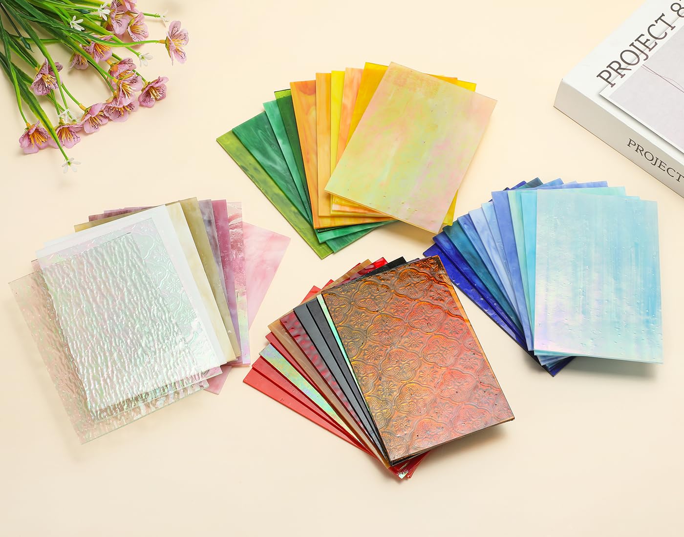 Lot de 40 feuilles de vitrail de 10,2 x 15,2 cm, assortiment de couleurs vives et textures, feuilles de mosaïque irisées, opaques et transparentes pour travaux manuels en mosaïque